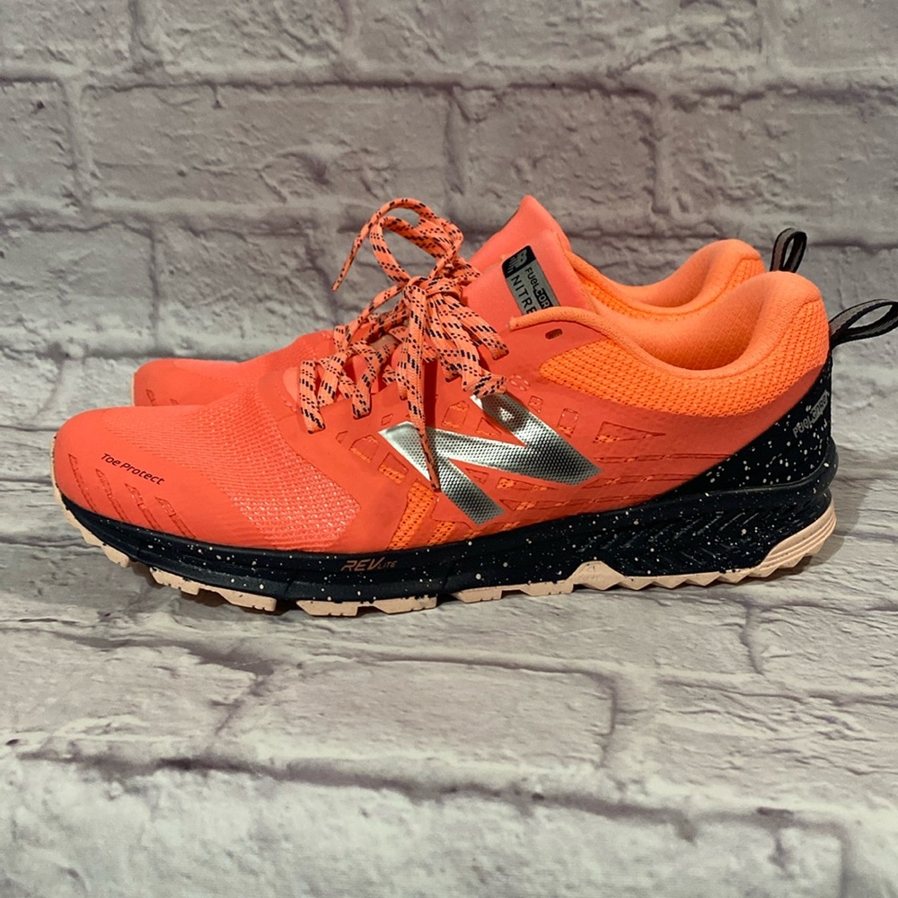 New Balance Womens Nitrel Trail Running Shoes Size 10 All Terrain Fuel Core
